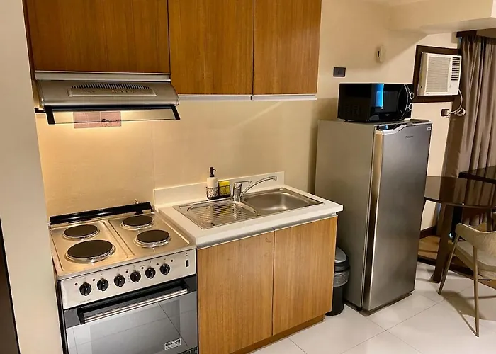 8 Adriatico Beside Robinsons Mall Y1 Appartement